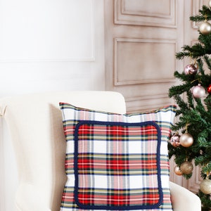 White Stewart plaid pillow cover with braided trim, farmhouse pillow cover, tartan pillow sham, white plaid decorative pillow cover 画像 3