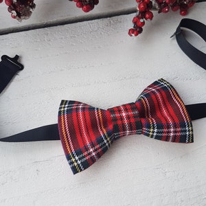Royal Stewart bow tie, Plaid bow tie, Tartan bow tie, red neck tie, red plaid, pre tied bowtie, scottish bow tie, wedding bow tie