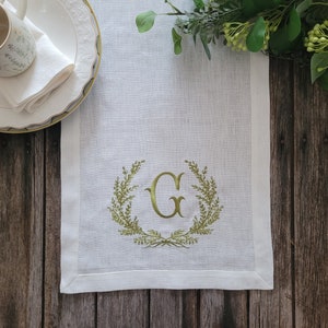 LAUREL MONOGRAMM table runner, linen table runner, personalized table linen, wedding table linen image 2