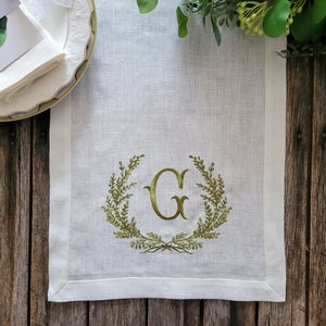 CORREDOR DE MESA LAUREL MONOGRAMM, corredor de mesa de lino, ropa de mesa personalizada, ropa de mesa de boda