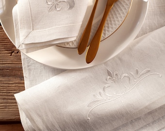 Fleur de lis  linen table runner and napkins, pintuck table runner, linen table linen