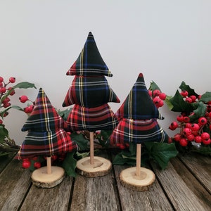 Plaid Christmas tree ornaments image 4