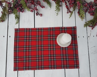 Plaid place mats, Christmas place mats