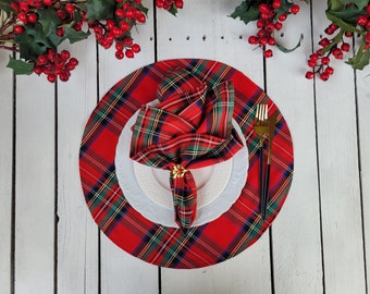 Royal Stewart  place mats, Christmas place mats, round placemats. place mats, table setting, tartan mats, center piece