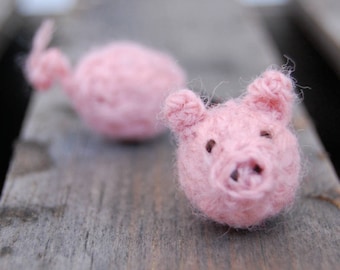 Pig and Cow Hair Ties Knitting Pattern