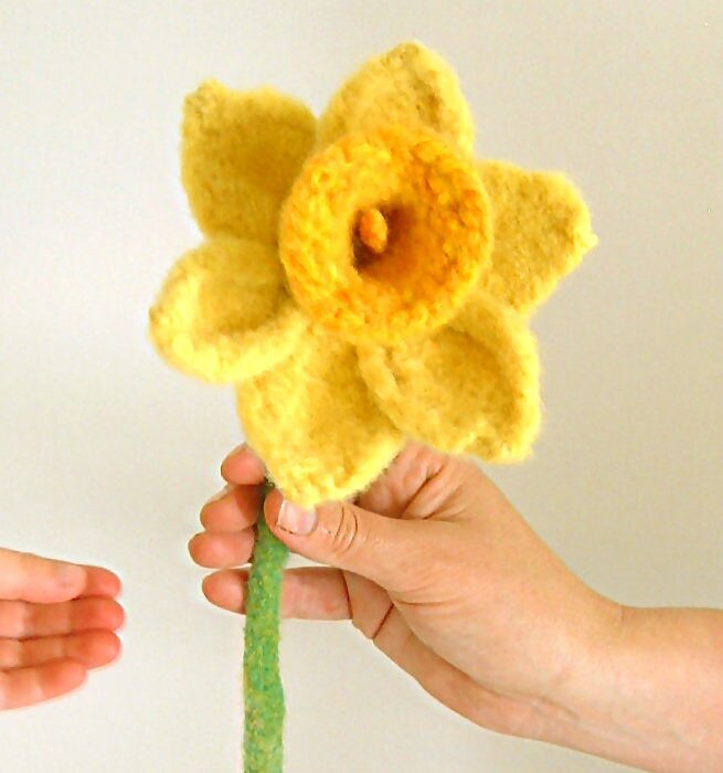 Daffodil Knitting Pattern - Etsy