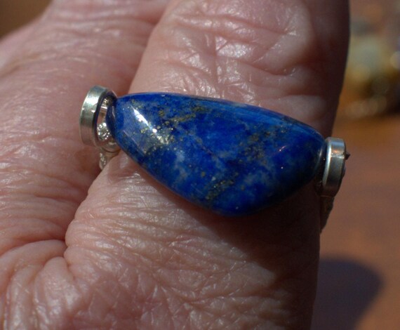 Sterling Silver triangular Lapis Ring size 9 - image 2