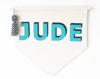 Name wall hanging - Baby gift - Personalised banner - Personalised gift - Wall banner - Kids room decor - Name sign - Pennant flag