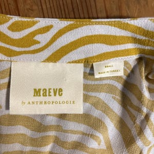 Maeve par Anthropologie • Chemisier à manches courtes à imprimé zèbre • Petite taille pour femmes image 1