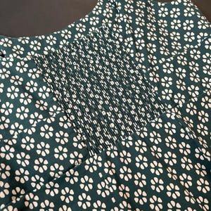 Vestido midi floral Blythe de Anthropologie, nuevo con etiquetas • Verde y blanco • Algodón elástico, talla L imagen 7
