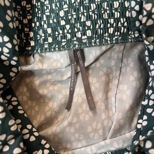 Vestido midi floral Blythe de Anthropologie, nuevo con etiquetas • Verde y blanco • Algodón elástico, talla L imagen 4