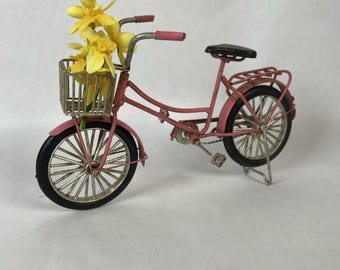Pink Metal Decorative Bicycle Figurine with Basket, Retro Style