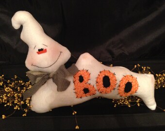 Primitive Halloween Flying Ghost, Handmade Halloween Decoration or Wall Decor