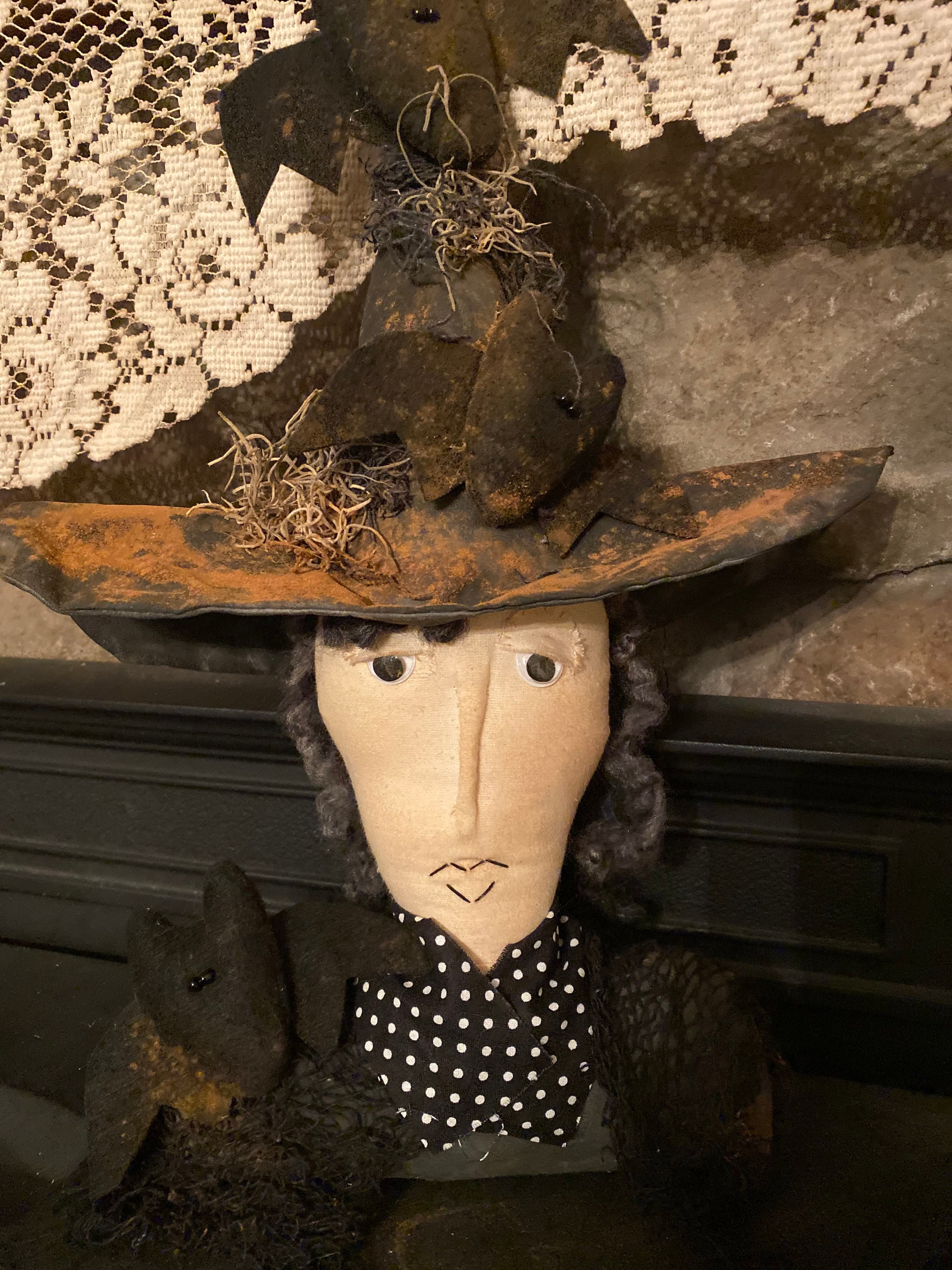 Primitive Halloween Witch Head Bust with Bats and Shawl, Handmade