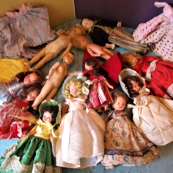 Antique Nancy Ann Doll Bundle Lot Storybook & Other Vintage Dolls 12 dolls, Plus 4 Extra Dresses