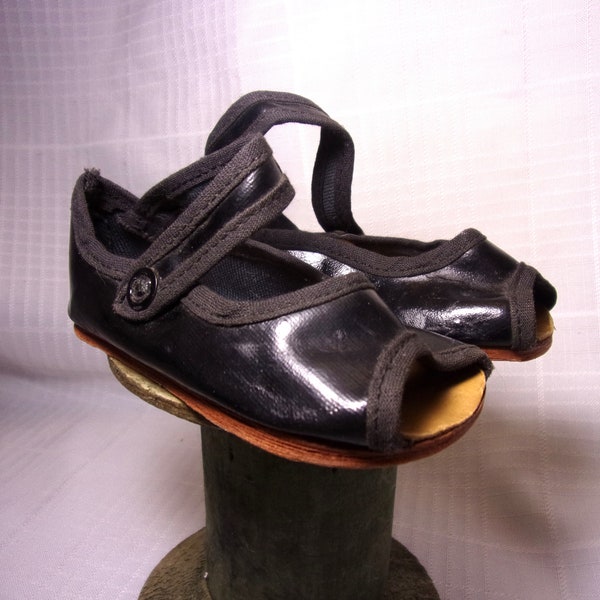 Vintage Doll Shoes For Large Dolls Black Peep Toe Mary Jane Shoes For Patti Playpal Ideal Suzy & Similar Dolls