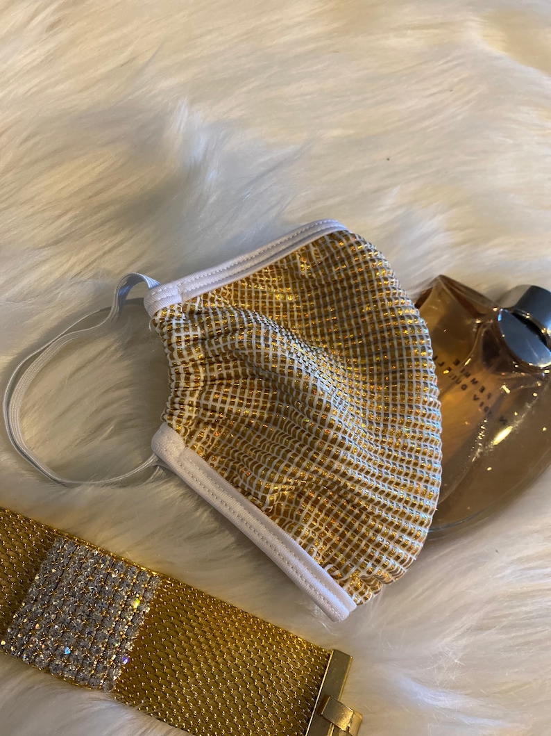 Textured gold sneeze guard