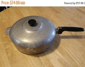 On Sale Wagner Ware, Magnalite Classic, 11.25 Cooking Skillet or Frying Pan with Lid, Aged Vintage Tool, R02b