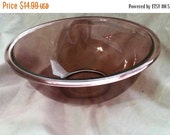 On Sale Pyrex Glass Cranberry Purple Glass Solid Color 2.5 Liter Mixing Bowl