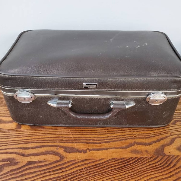 Rare Find, Amelia Earhart, Wall Streeter  Hard Sided, Dark Brown Suitcase with Chrome Hinges, Home Decor, Traveling Case