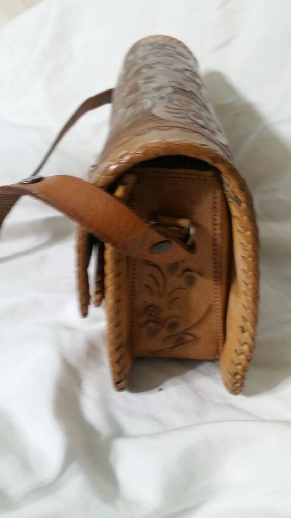 Vintage Hand Tooled  Leather Western Purse with F… - image 3