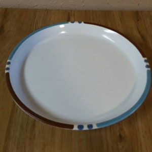 Dansk Mesa White 10.5 inch Dinner/Chop Plate Serving Dish Made in Japan with Brown and Blue Trim, Made in Japan