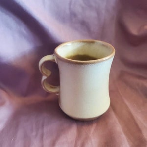 Ceramica Frankoma da collezione, tazza con due dita C9, tazza Plainsman Gold, caffè o bevanda calda