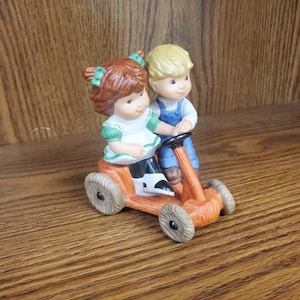 Charlot Byj、Little Sentiments、「You're a Perfect Pair」男の子と女の子の陶器の置物、ゲーベルデザイン、希少品
