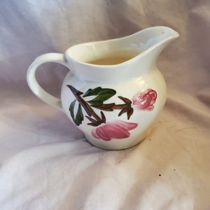Rare Find Continental Kilns Green and Off White Arbor Small Creamer or Syrup Pitcher, Cream, Pink Flowers, Brown Stems