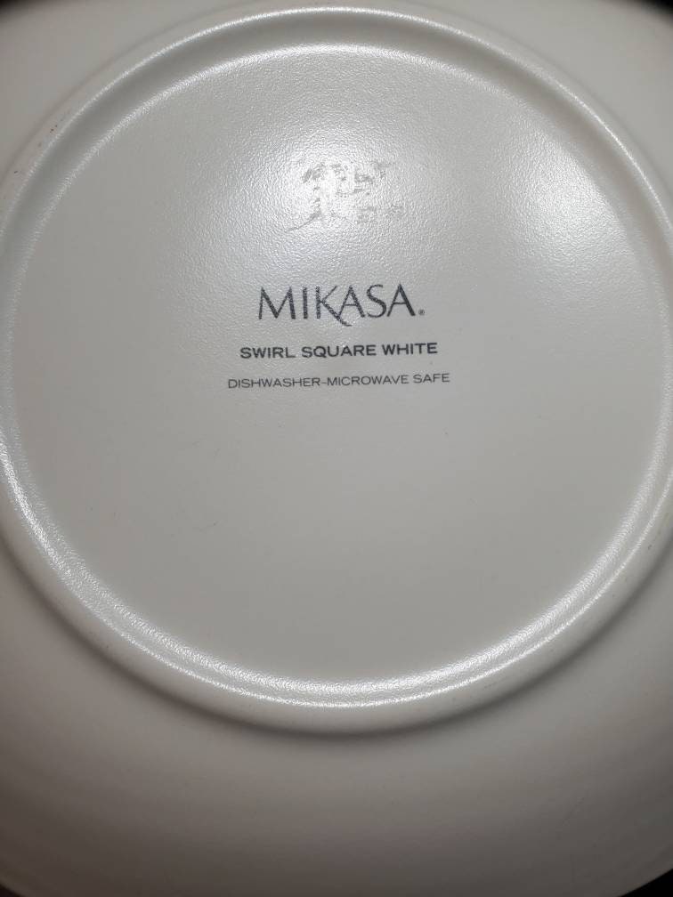 Mikasa square cheap plates