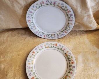Set of 2, 1982, Ashley Overseas LTD, 7.5 Inch Salad Plates