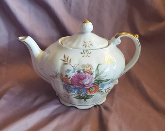Working, Montgomery Ward Musical, 16 Ounce Teapot with Pink Floral Bouquet, Vintage Home