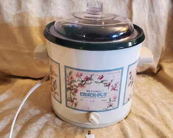 Vintage Rival Crockpot 3.5 Quart Floral Slow Cooker Herb Pattern Crockpot  With Original Plastic Lid Heated Slow Cooker Retro Kitchen 