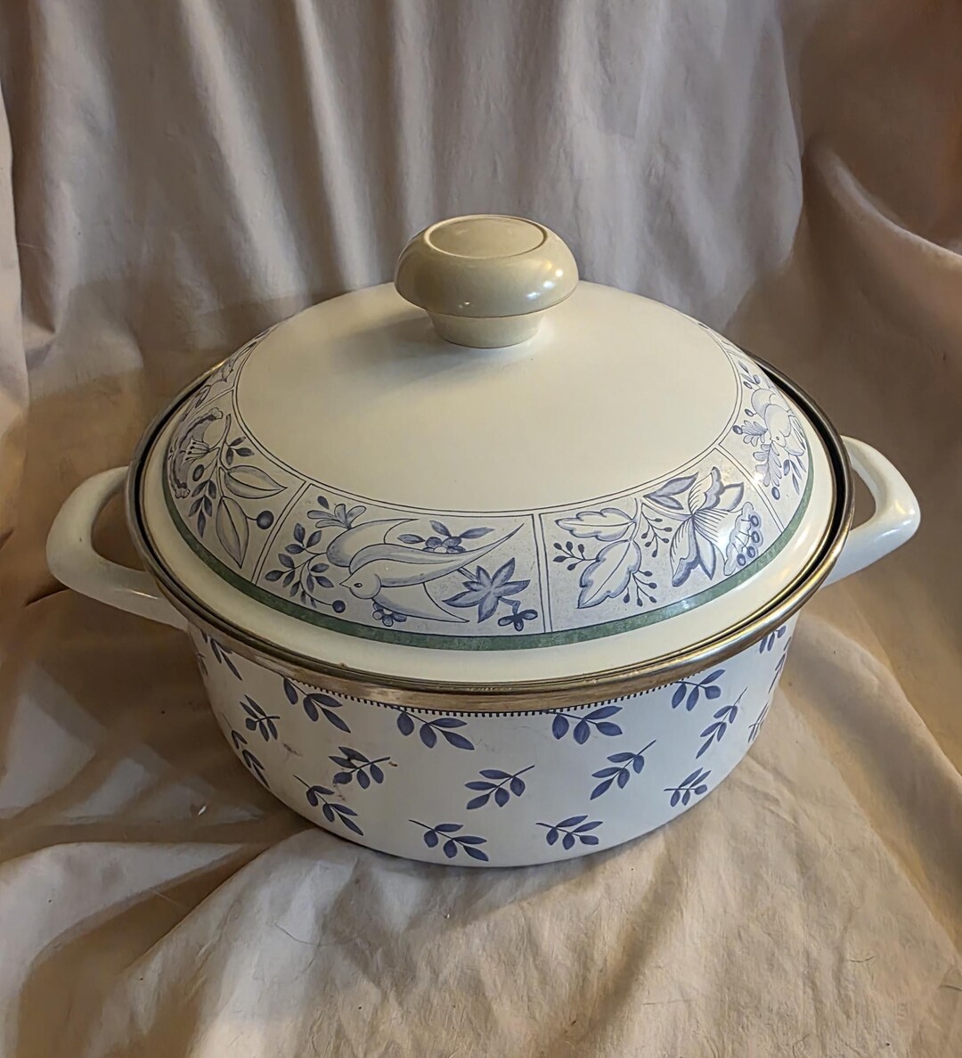 Villeroy and Boch, Switch Pattern, 4 Quart Stew or Stock Pot With
