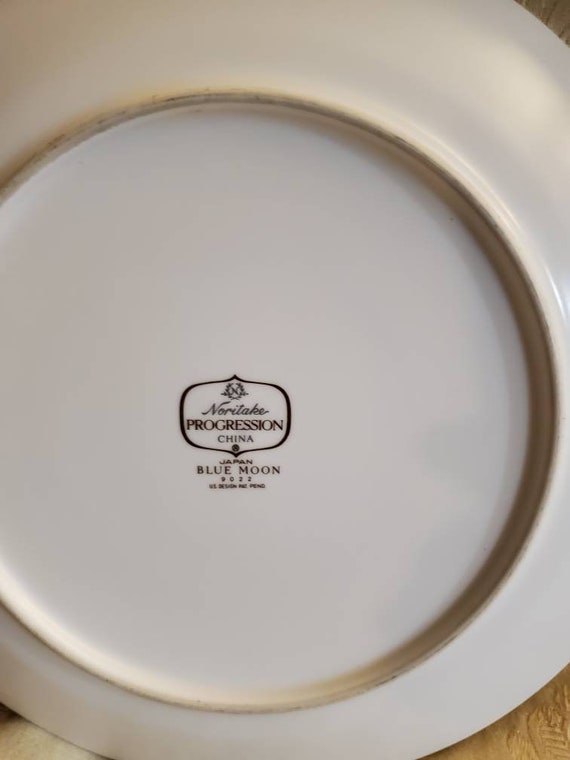 Noritake Progression China, Blue Moon Pattern, 10.40 Inch Dinner