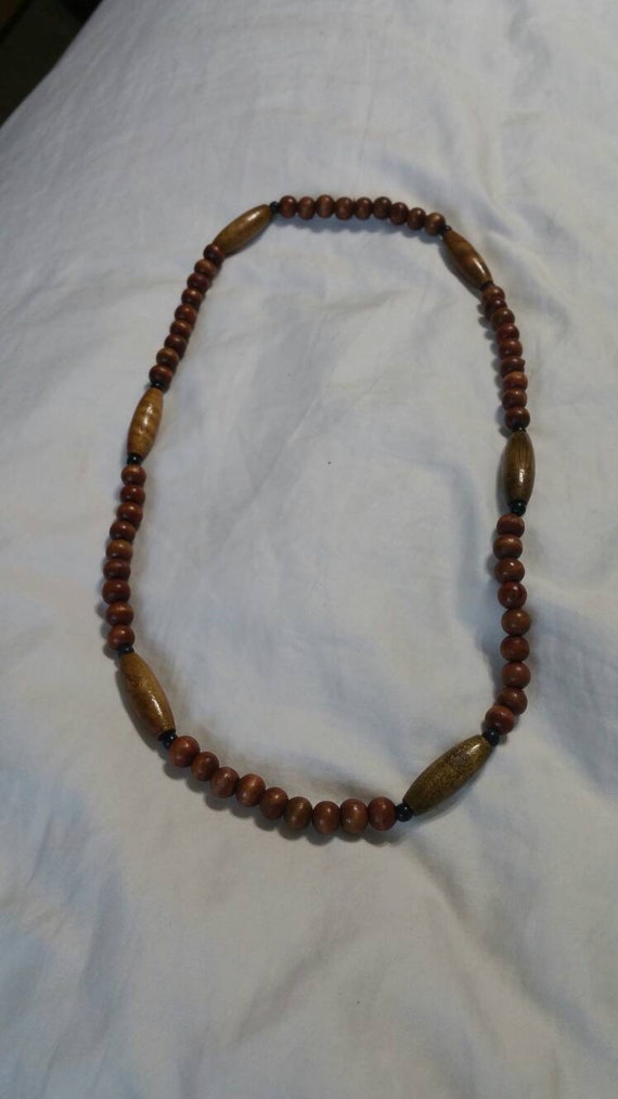Metal and Clasp Free, 28 inch Wooden Beaded Neckl… - image 4