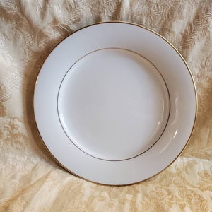 Rare Find, Noritake Dawn Pattern,  10.40 inch Dinner/Chop Plate, White, Gold Trim And Verge, 5930 Design, Replacement China