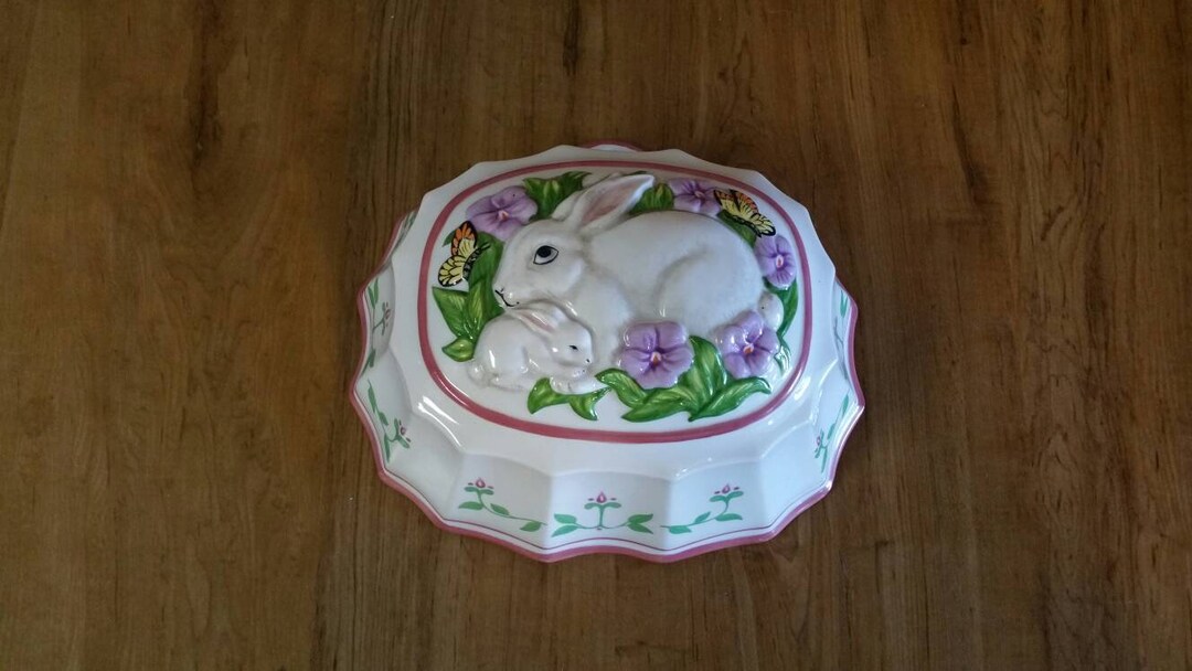 Ancien Moule à Nourriture Italien En Majolique Céramique – Forme Lapin De Pâques