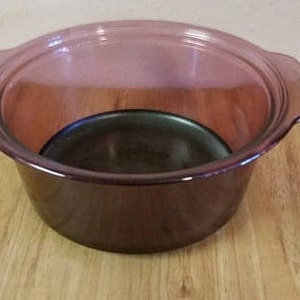 Large 3.5 Liter,  Corning Visions,  Cranberry or Purple  Glass , Dutch Oven Bowl ,Vintage Kitchen, Teflon Coating, Retired Pattern