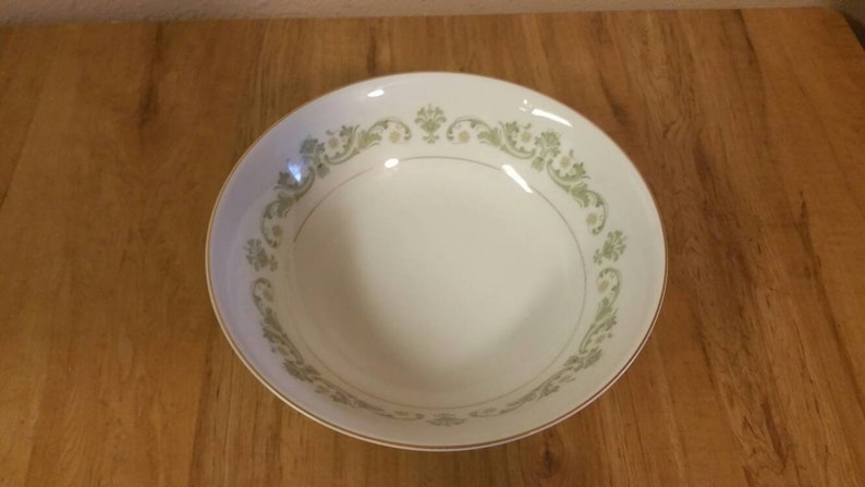 On Sale Style House Contessa Pattern 9 inch VegetablePasta Serving Bowl Made in Japan with Green Scrolls and Flowers Gold Rim