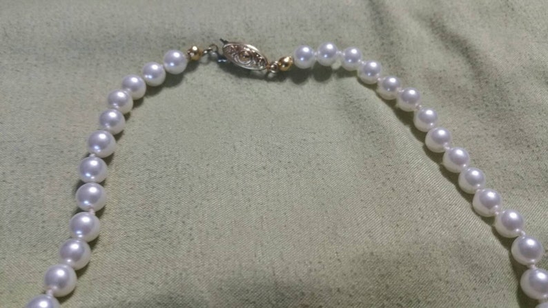 On Sale Collectible Bling Small Bead Faux Pearl Beaded Necklace 15 inch with Gold Toned Clasp