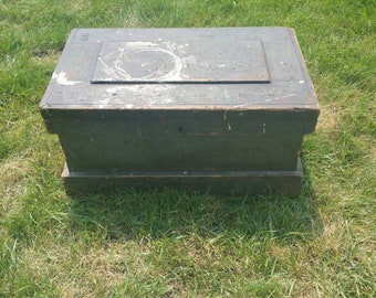 Small Rustic and Aged Army Green Carpenters Chest or Tool Box with Insert Vintage Home Decor