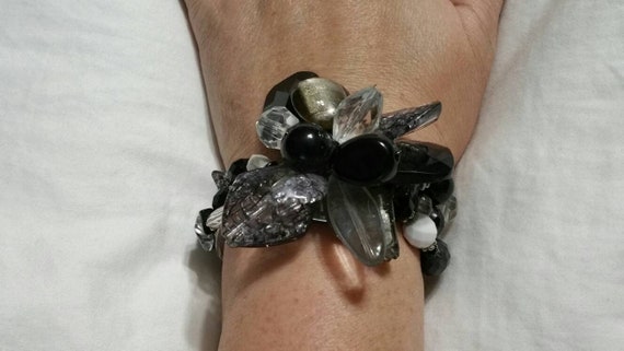 Black, Clear and White  Beaded and Silver Toned, … - image 1