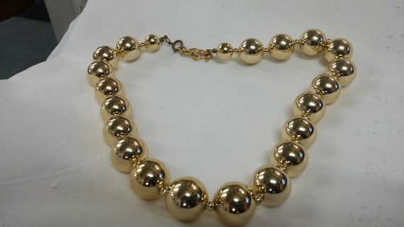 On Sale Gold Toned  Faux Pearl and Gold Toned Cha… - image 2
