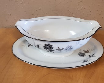 1970s Noritake Rosamor Pattern Gravy Boat with Attached Underplate Platinum Rim Gray Roses, Platinum, Gray & Black Leaves, Rare Find