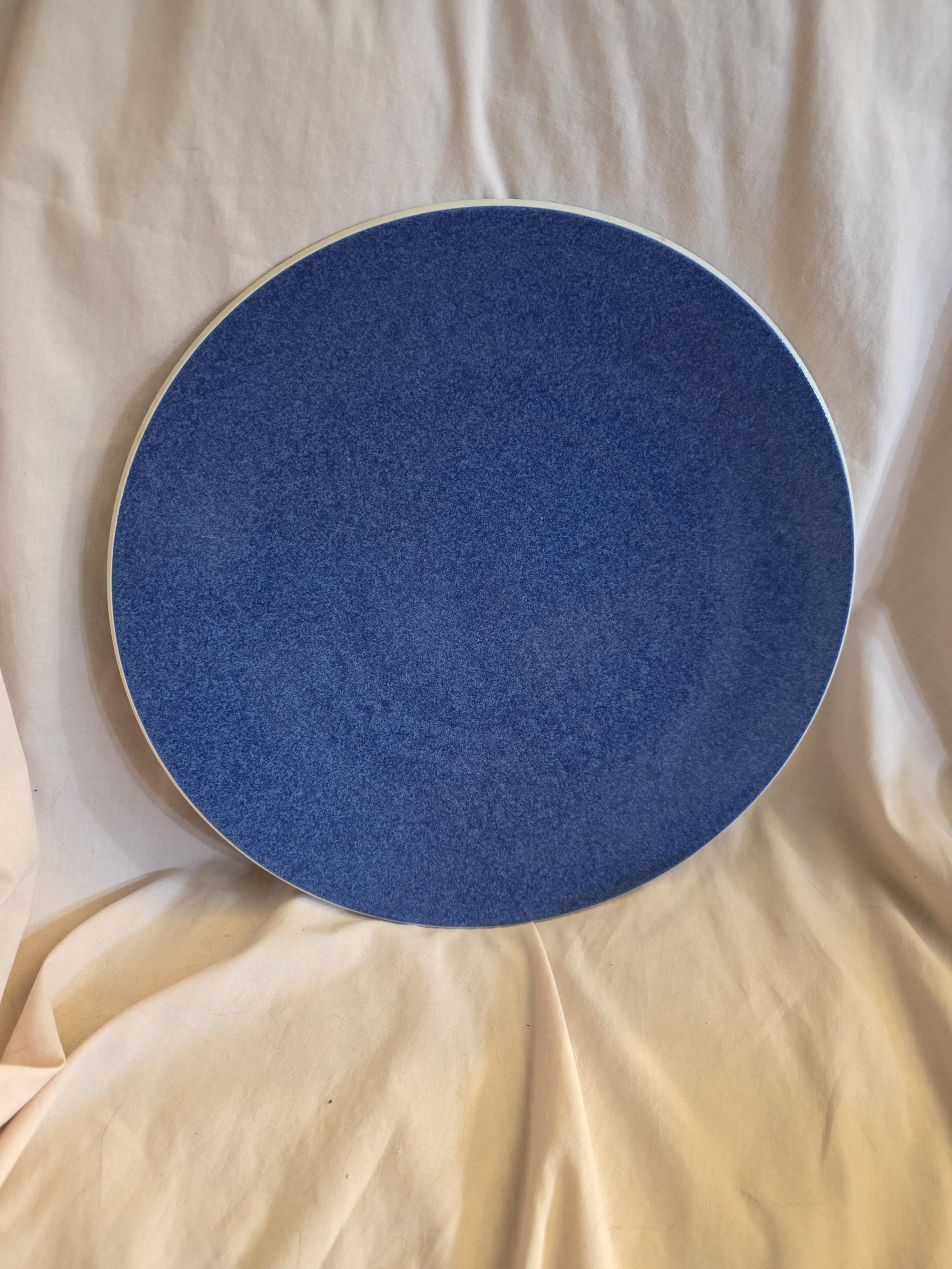 Sasaki Sapphire Blue, 10.75 Inch Dinner Plate by Vignelli Designs