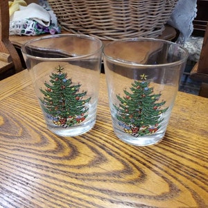 Set of 2, Christmas Tree with Gifts, Low Ball, Whiskey  Glasses,  Vintage Holiday Barware, Water Glasses