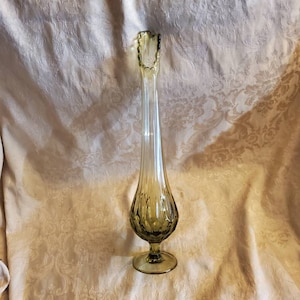 Avocado Green, Large 16.50 inch Viking Stretch or Swung Glass, Flower Vase, Home Decoration, Collectible Vase, Vintage Glass, Retro Home
