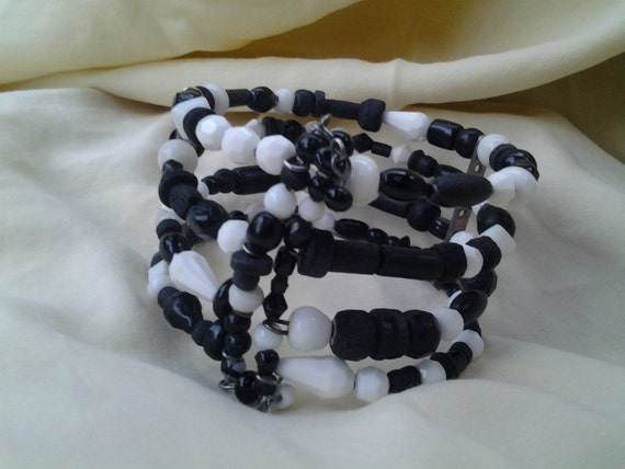 On Sale Collectible Bling Black and White Expanda… - image 2