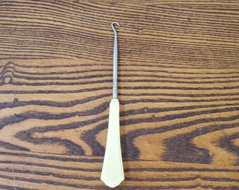 Ivory Pyralin,  Nu Barry Button Hook Tool, Vintage Vanity Tool